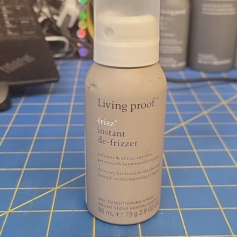 Living Proof Frizz Instant De-Frizzer Spray New Can